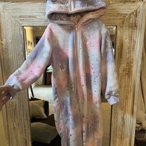 Unicorn onesie size kids 6-7